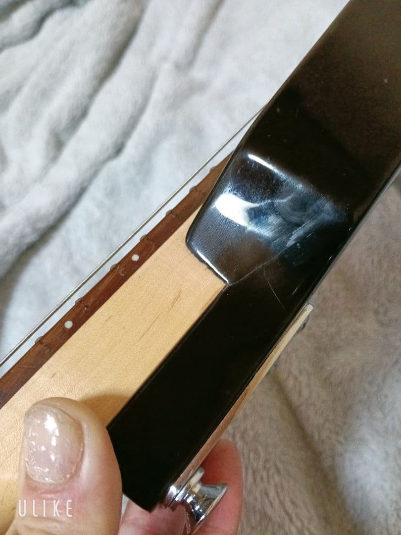 FIRST ACT フライングV