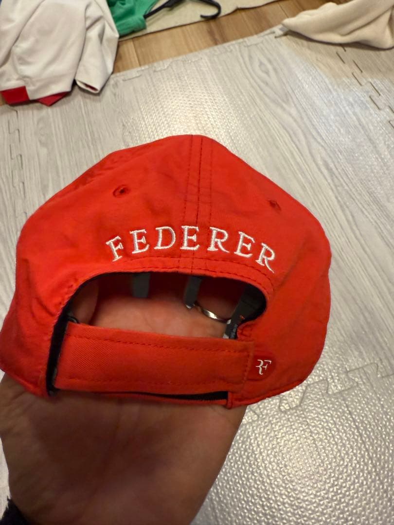ナイキ　Nike RFロゴ刺繍キャップ 赤色 FEDERER