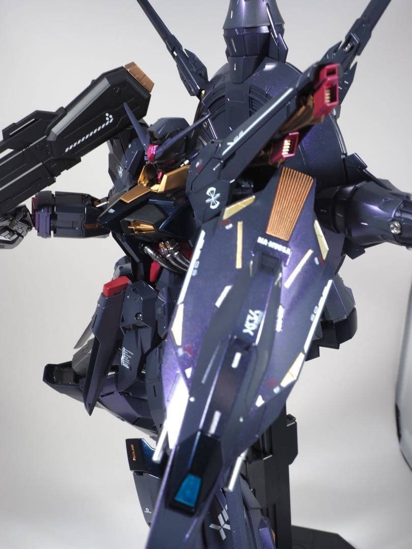 MGプロヴィデンスガンダム 塗装済完成品
