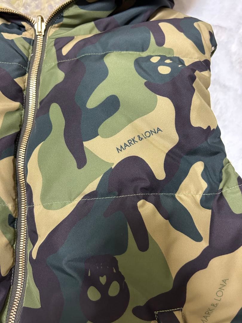 美品　マークアンドロナ　ダウンベスト