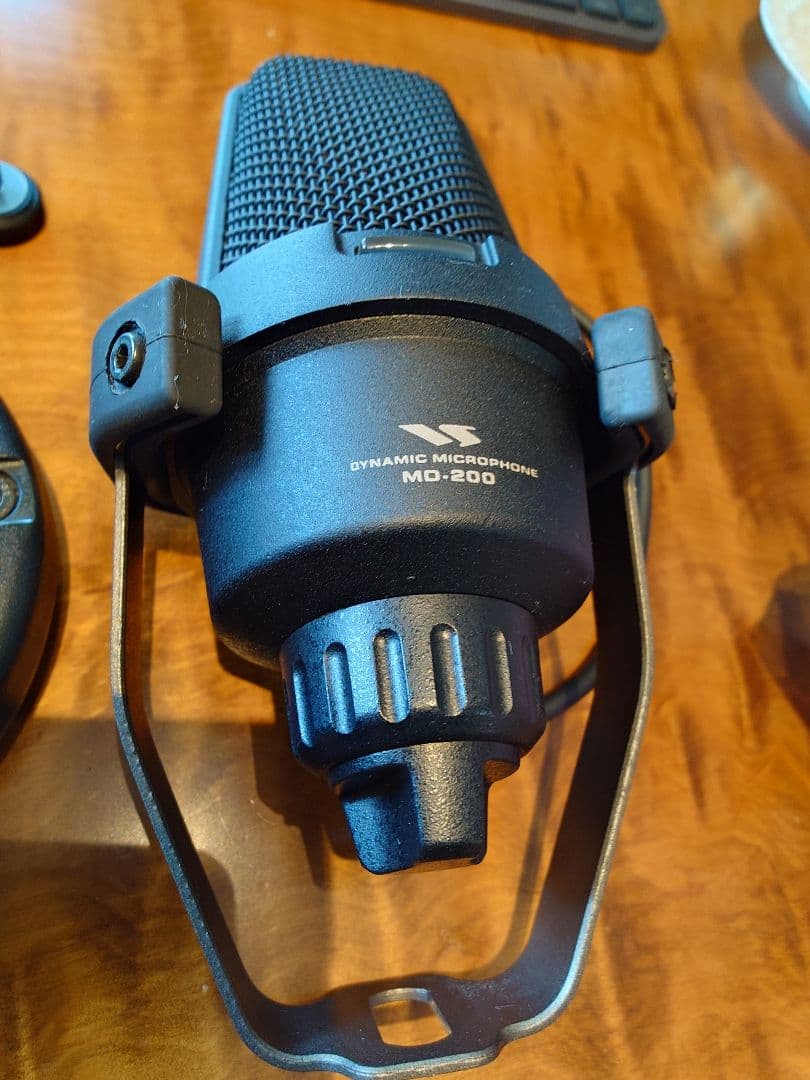 通信機専用最高級デスクトップマイクロホン YAESU MD-200A8X
