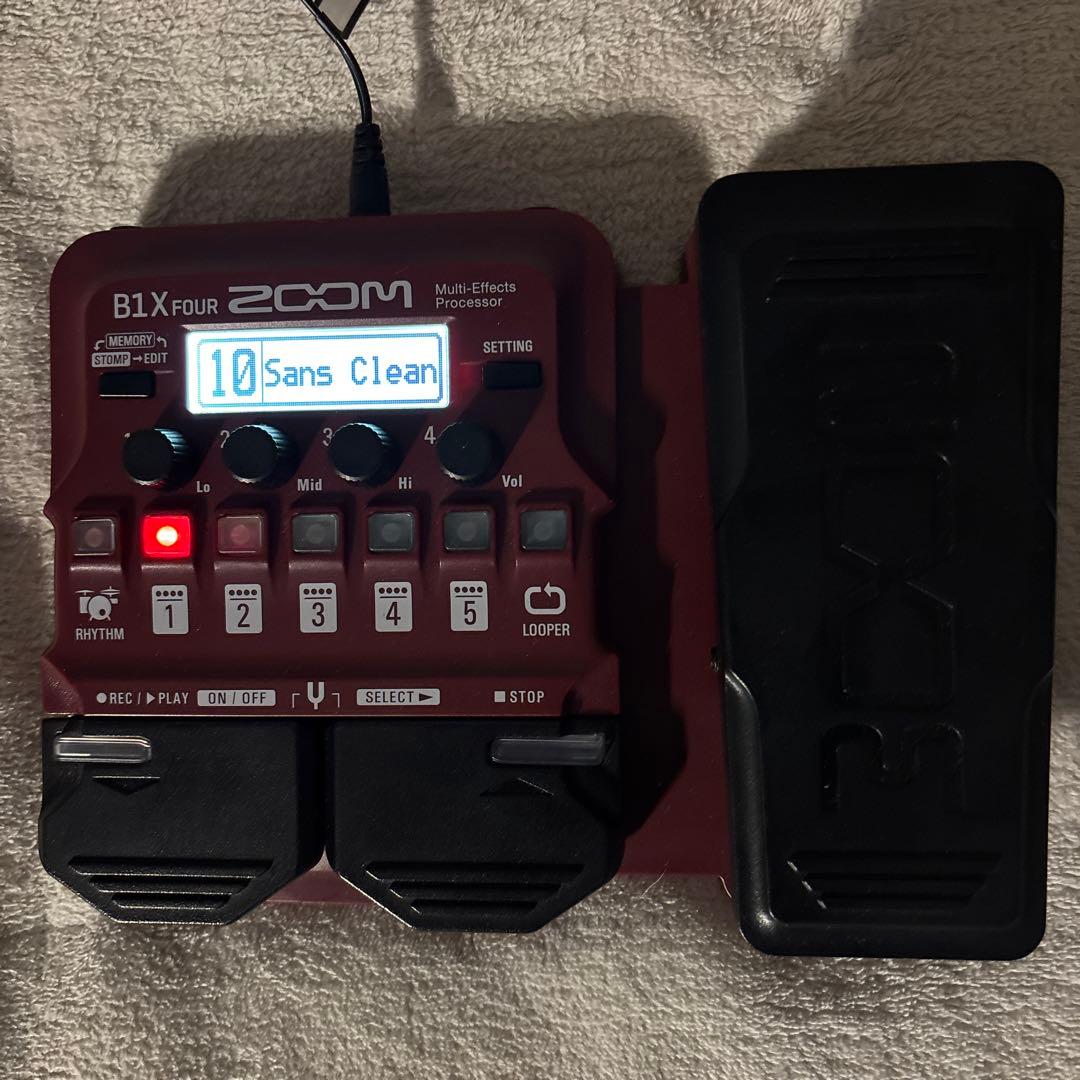 【マルチエフェクター】ZOOM ( ズーム ) B1X FOUR ベース用マルチ