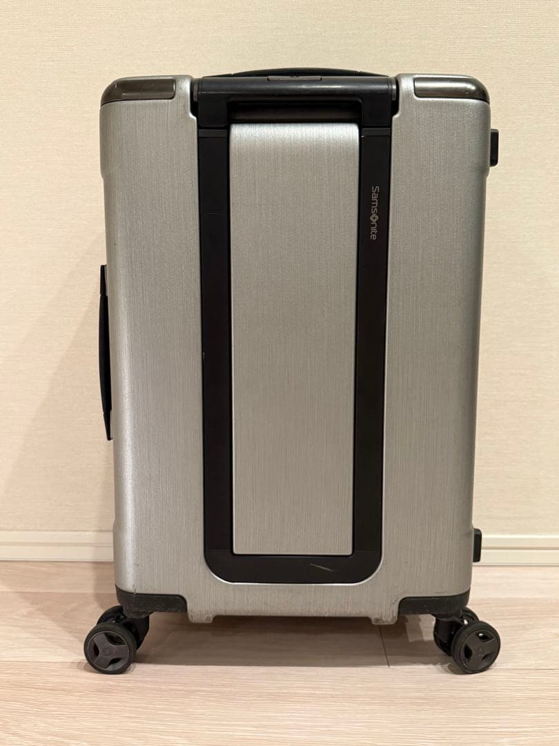 【美品】Samsonite EVOA スピナー55 33L 機内持込可 清掃済