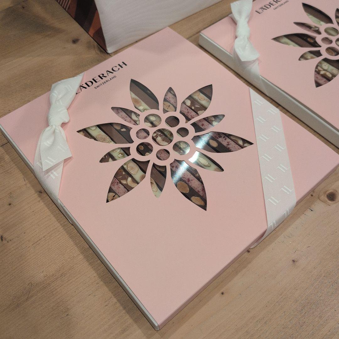 超高級 Läderach FrischSchoggi スティック 370g×2箱