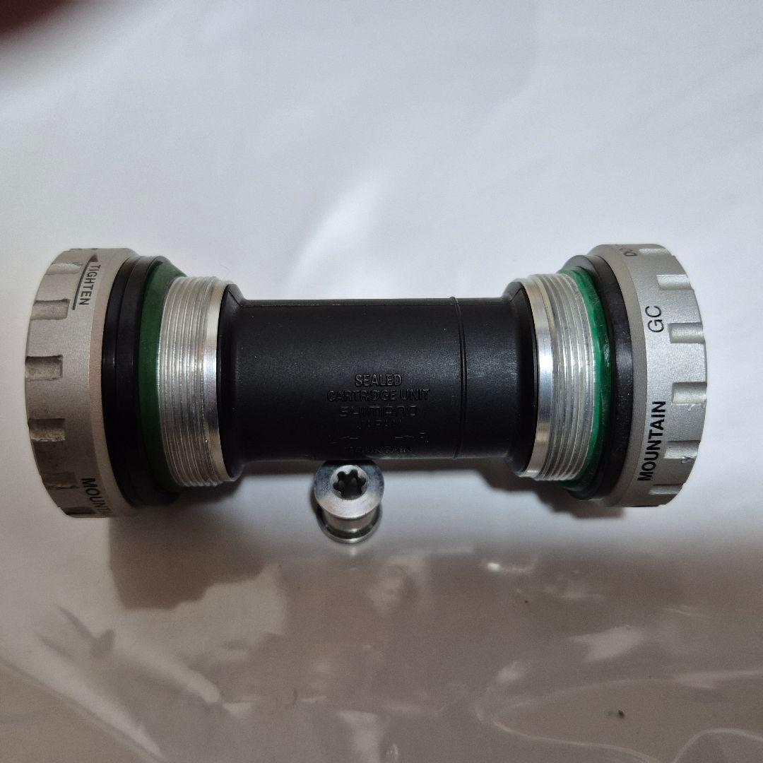 中古使用品　Shimano Deore XT クランクセット