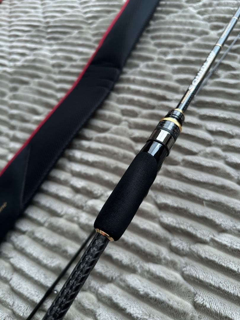 エバーグリーン　スキッドローインペリアル　フェザージャーク77