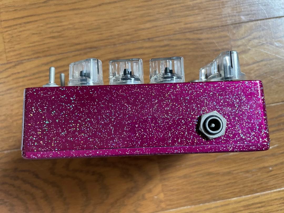 Vivie IRENE66 大村孝佳シグネチャーモデル　ディストーションペダル