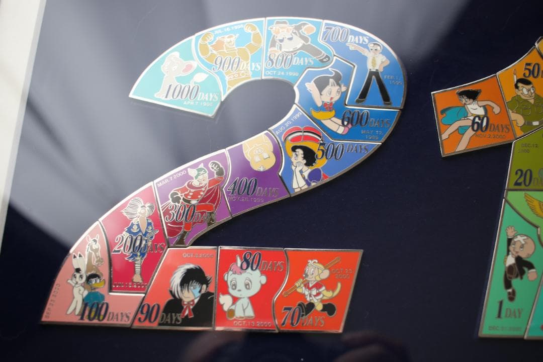 COUNTDOWN THE 21st CENTURY ピンバッジ