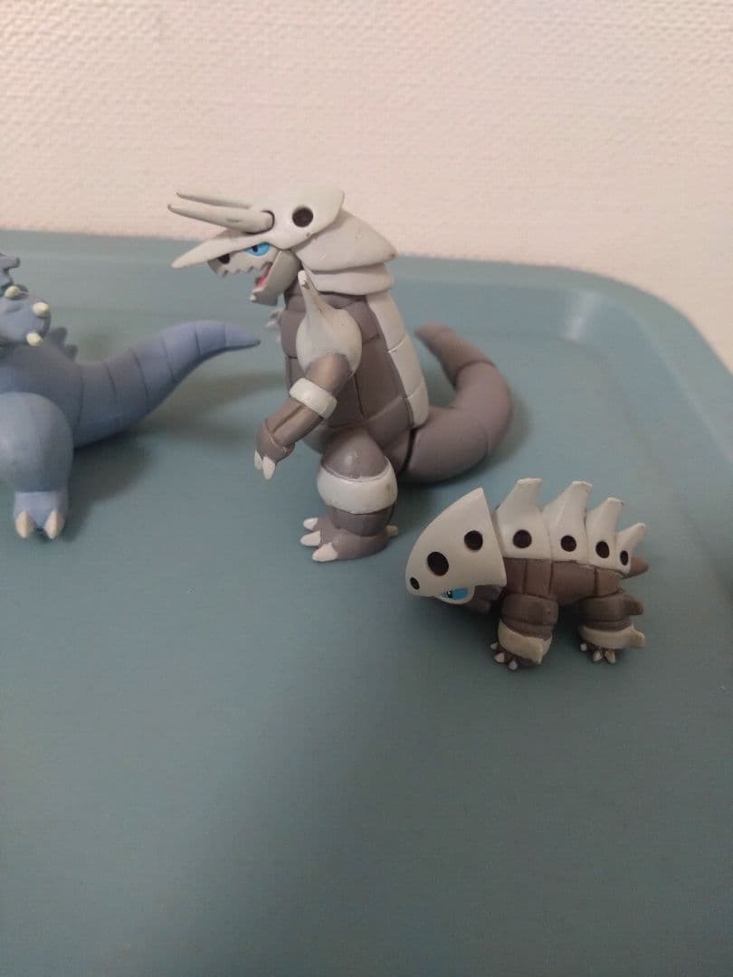 立体ポケモン図鑑 ガチャガチャ サイホーン&サイドン コドラ ボスコドラ