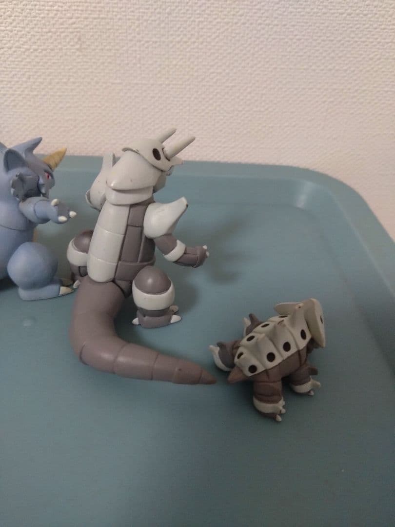 立体ポケモン図鑑 ガチャガチャ サイホーン&サイドン コドラ ボスコドラ