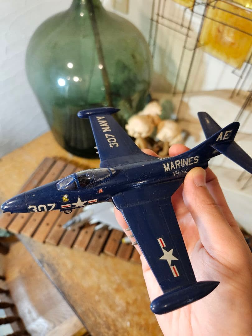 飛行機　模型　戦闘機　プラモデル　パンサー　ブルーエンジェル　コルセア