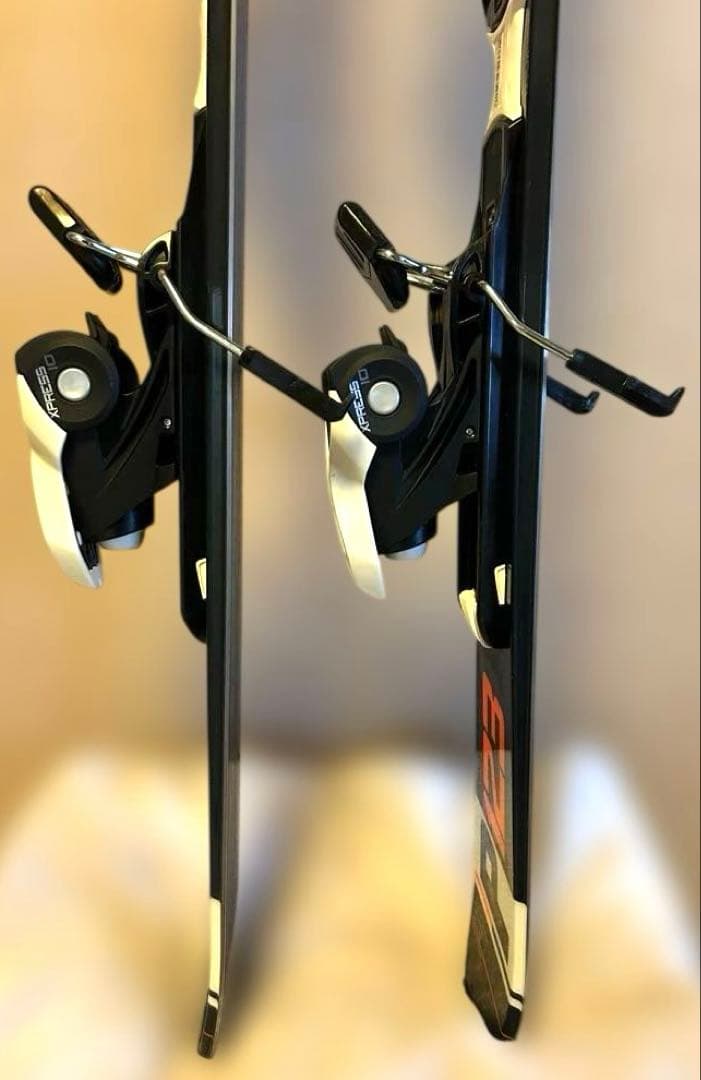 優*亮様 スキー板　ROSSIGNOL PURSUIT 123cm ストック、カ