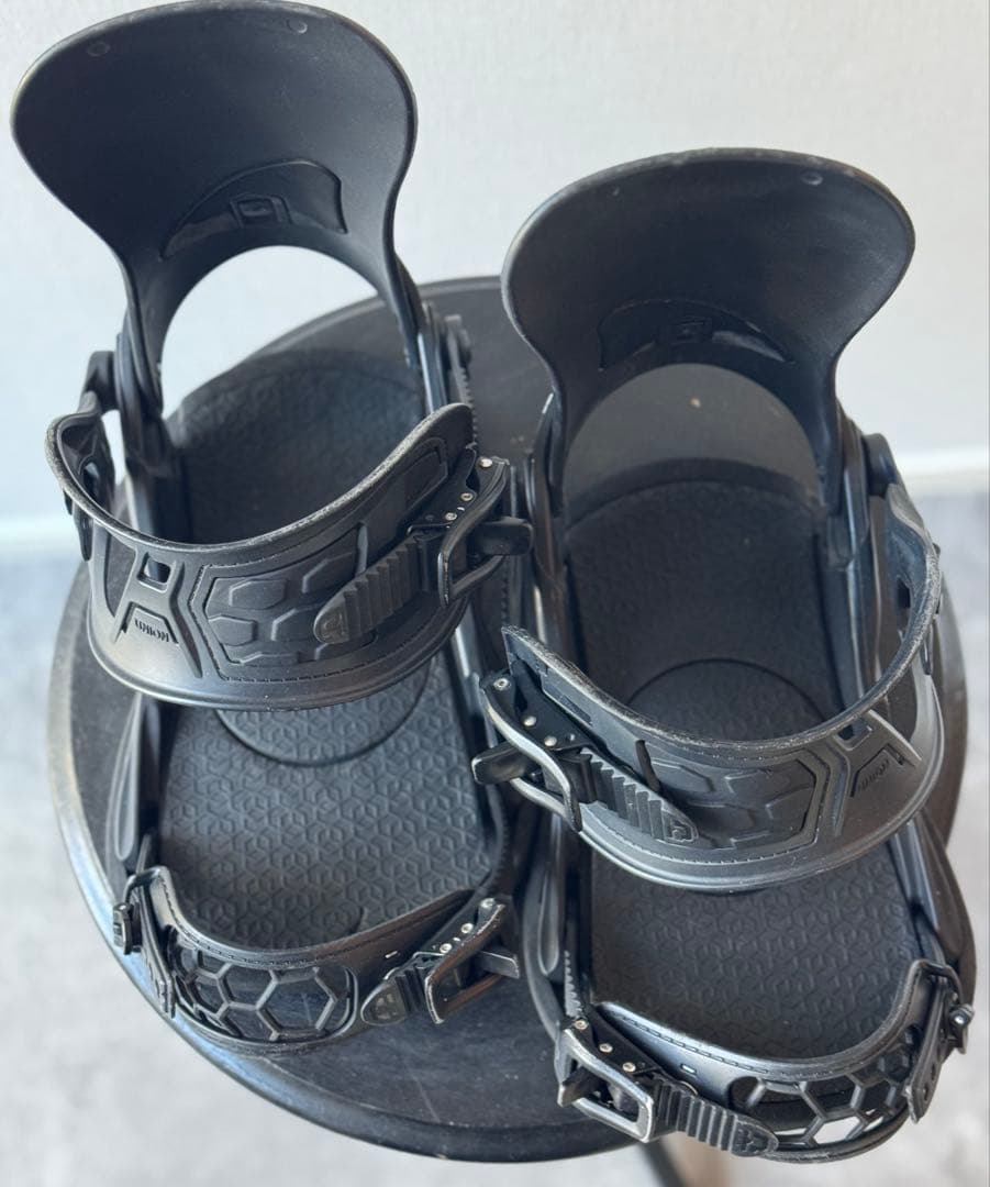 UNION STRATA ストラータ スノーボード バインディング ビンディング