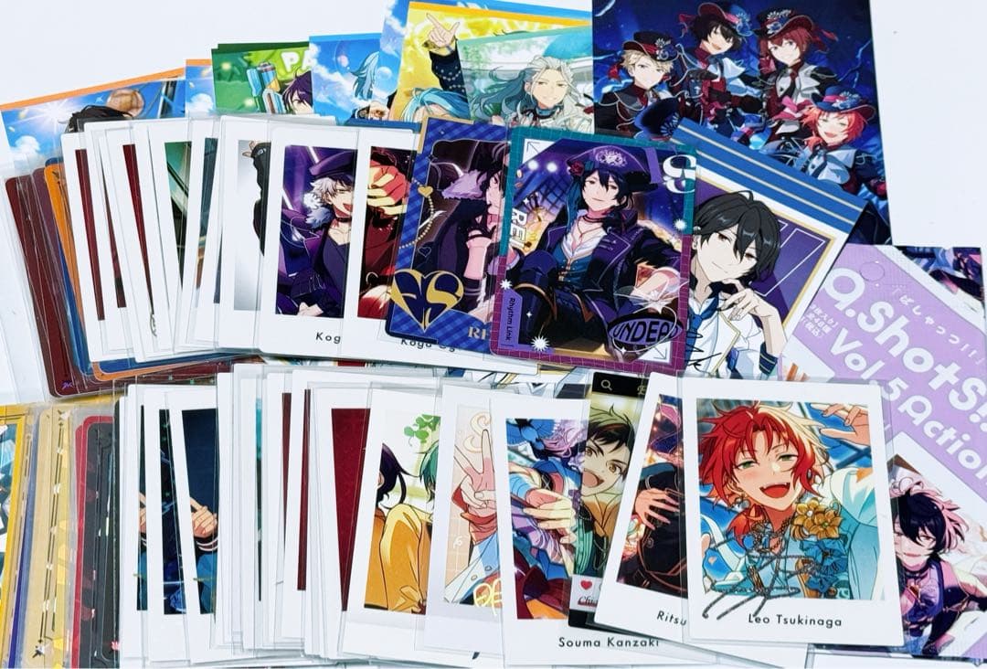 あんスタ 100点 まとめ売り コレクション缶バッジ ぱしゃっつ