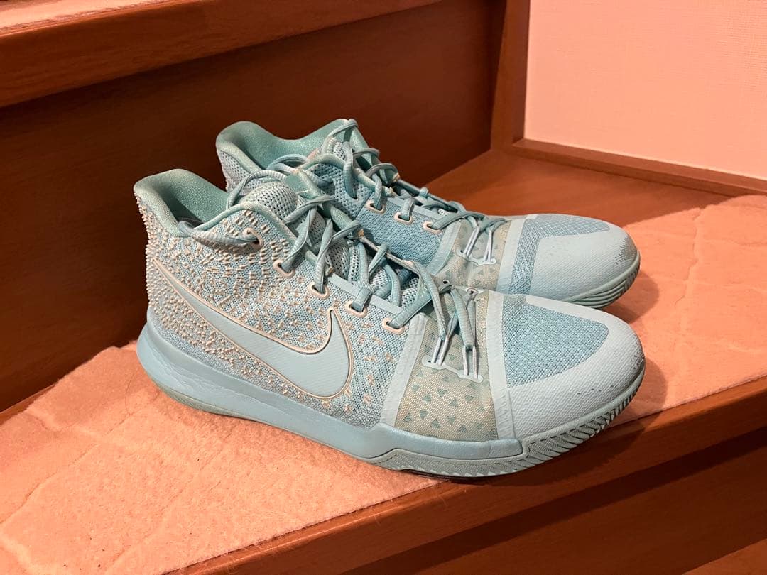 シューズ(男性用) KYRIE