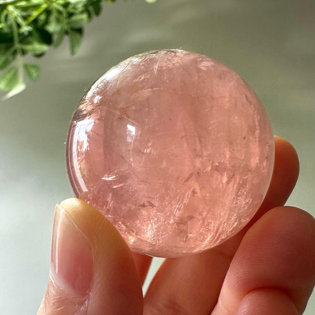 ジェミー　ローズクォーツ　高品質　スフィア　ローズクォーツ　3.4㎝　56.3g
