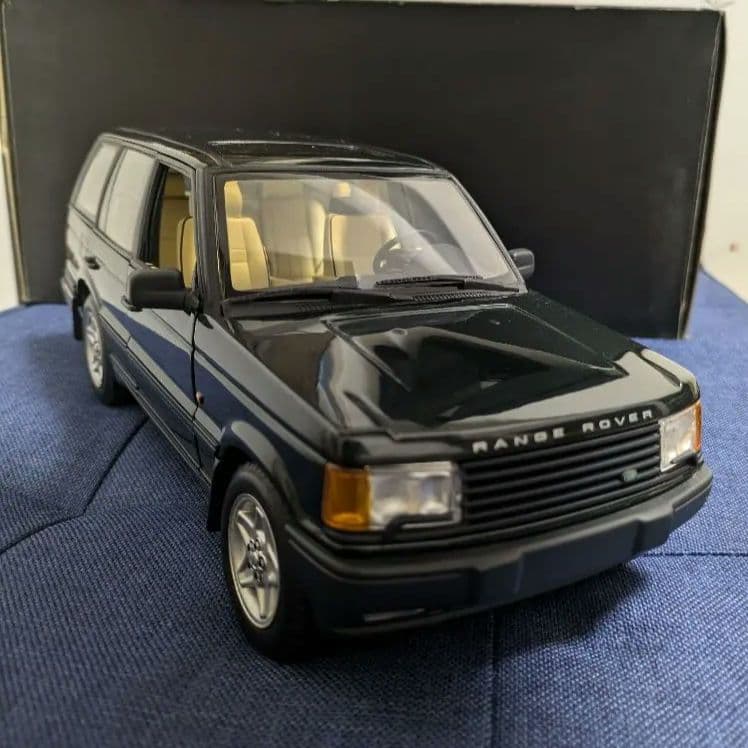 オートアート　ランドローバー　レンジローバー　1/18 P38a　LPレンジ