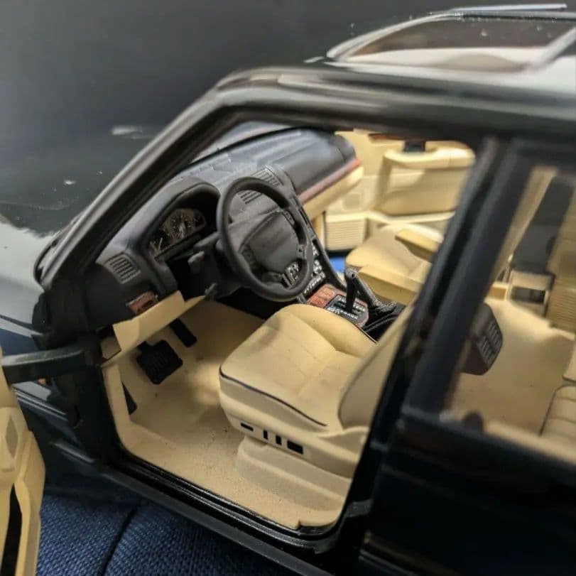 オートアート　ランドローバー　レンジローバー　1/18 P38a　LPレンジ