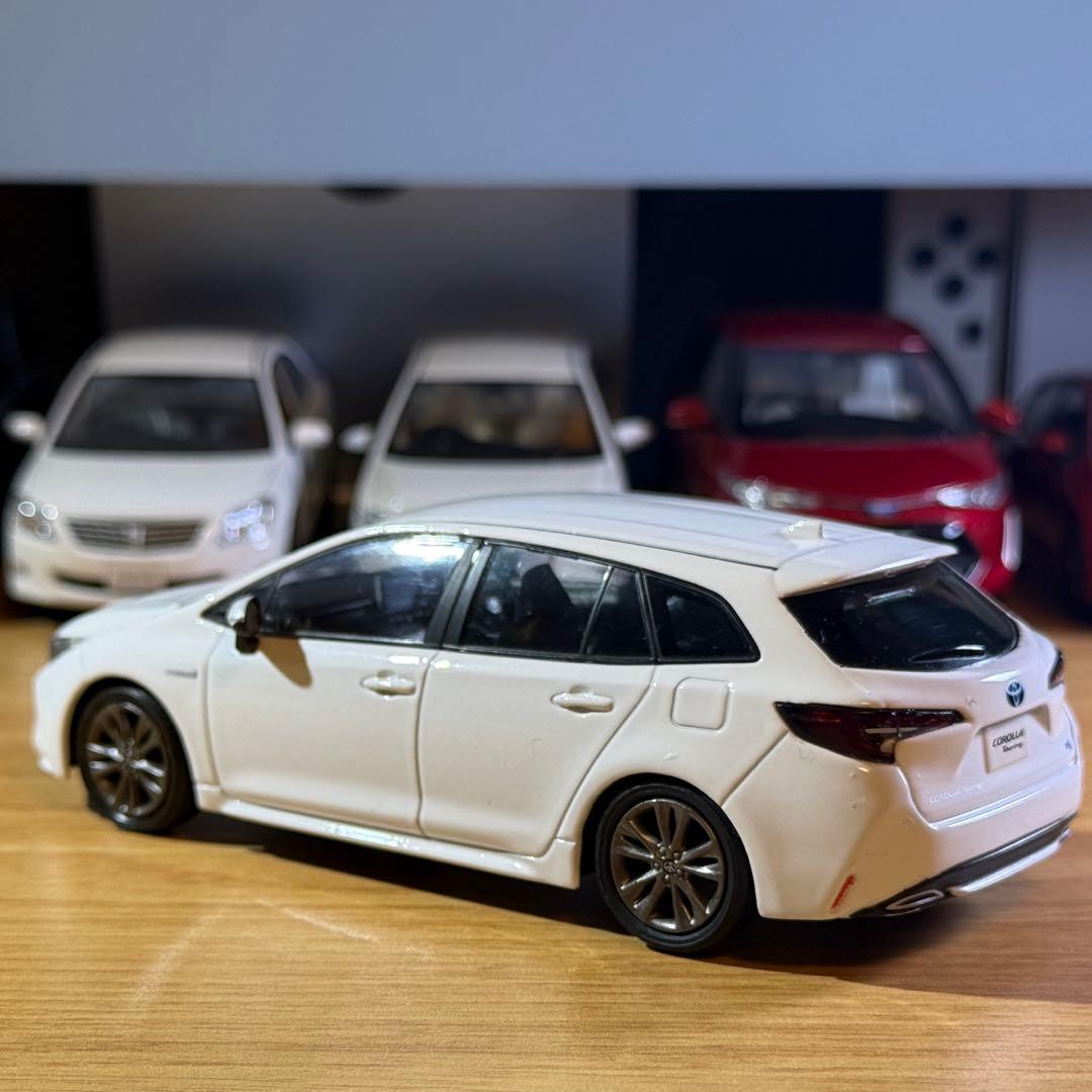 【非売品】トヨタ カローラツーリング カラーサンプルミニカー 1/30 美品