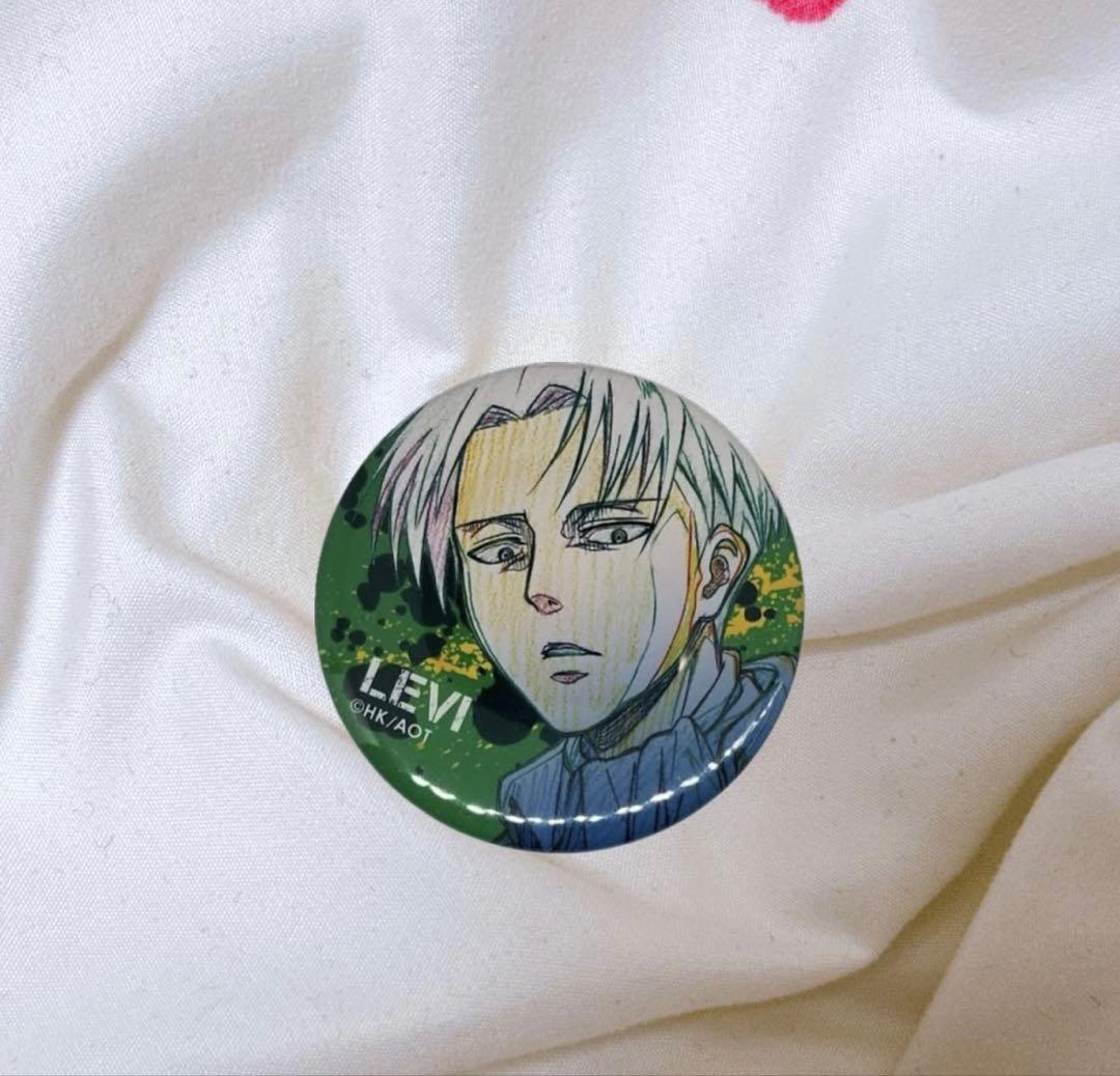 進撃の巨人 WIT STUDIO 缶バッジ リヴァイ