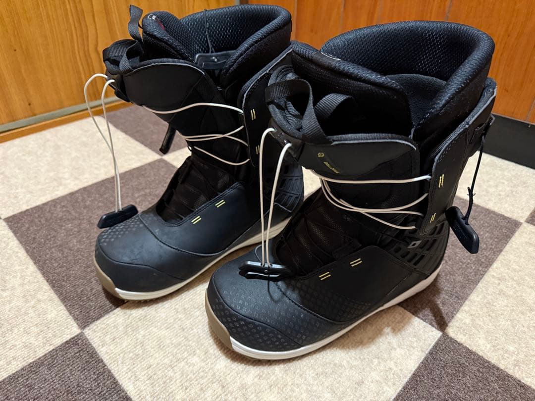 クリスマス大特価！スノーボードブーツ　サロモン