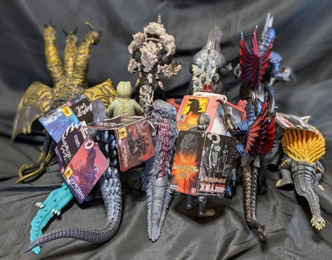 FWゴジラ・カイザーギドラ・モンスターX・ミニラ他（バンダイ）ソフビ12体セット