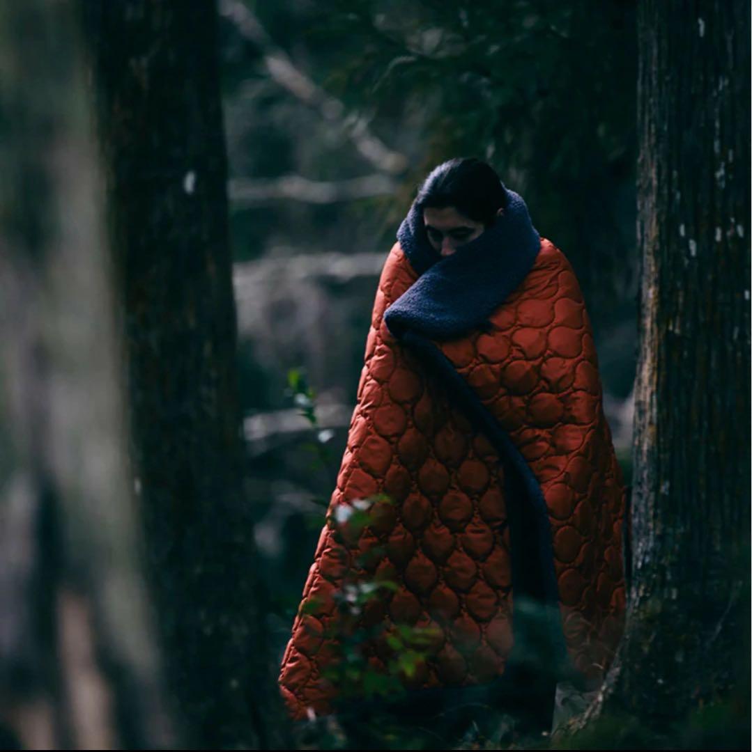 LUGH魔法瓶ブランケットＬレッド