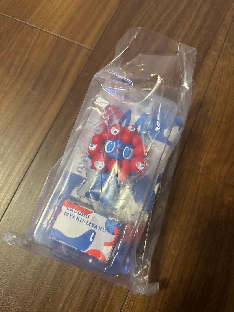 LABUBU MYAKU-MYAKU ミャクミャクラブブ　万博