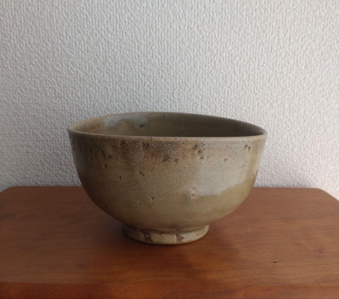 【高麗・李朝・朝鮮】高麗青磁茶碗　古陶　象嵌菊花文　雲鶴狂言袴