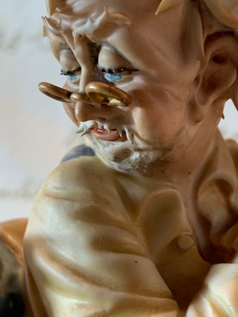 イタリア製　カポテモンテ　靴屋の叔父さんと少年の陶器人形！まつ毛まで陶器です！