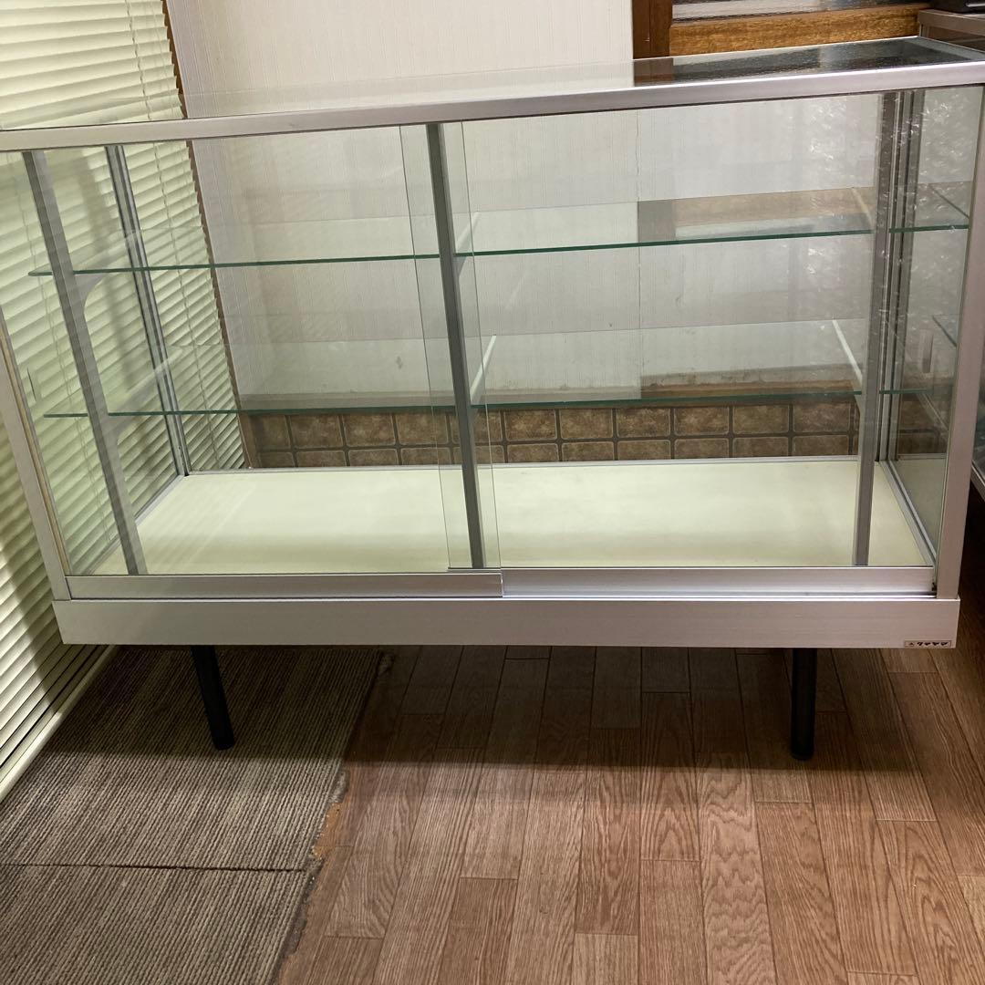 M*e様 ガラスショーケース ガラスディスプレイ棚 120cm×90cm×45c