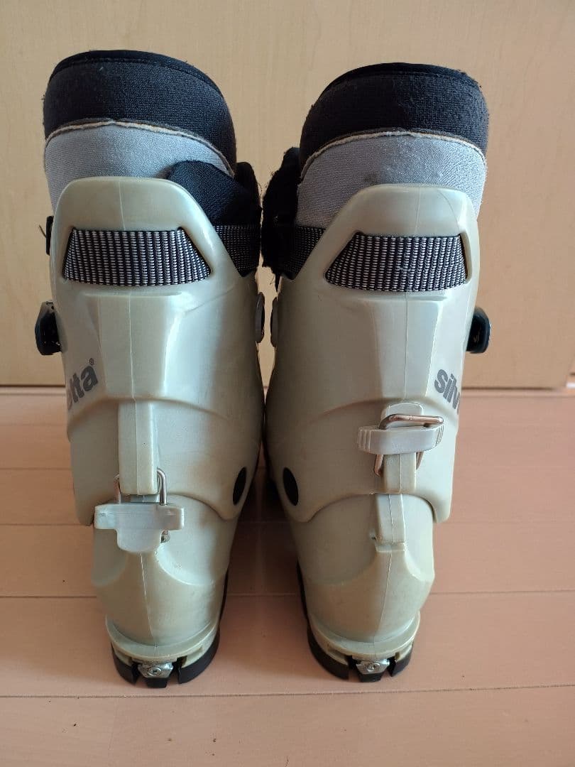 ないあ Silvretta スキーブーツ