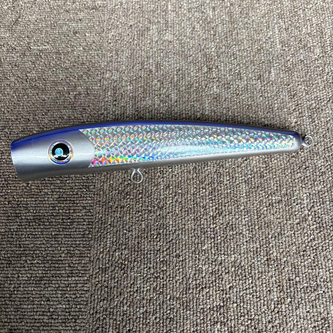 ローカルスタンダード200 ルアー