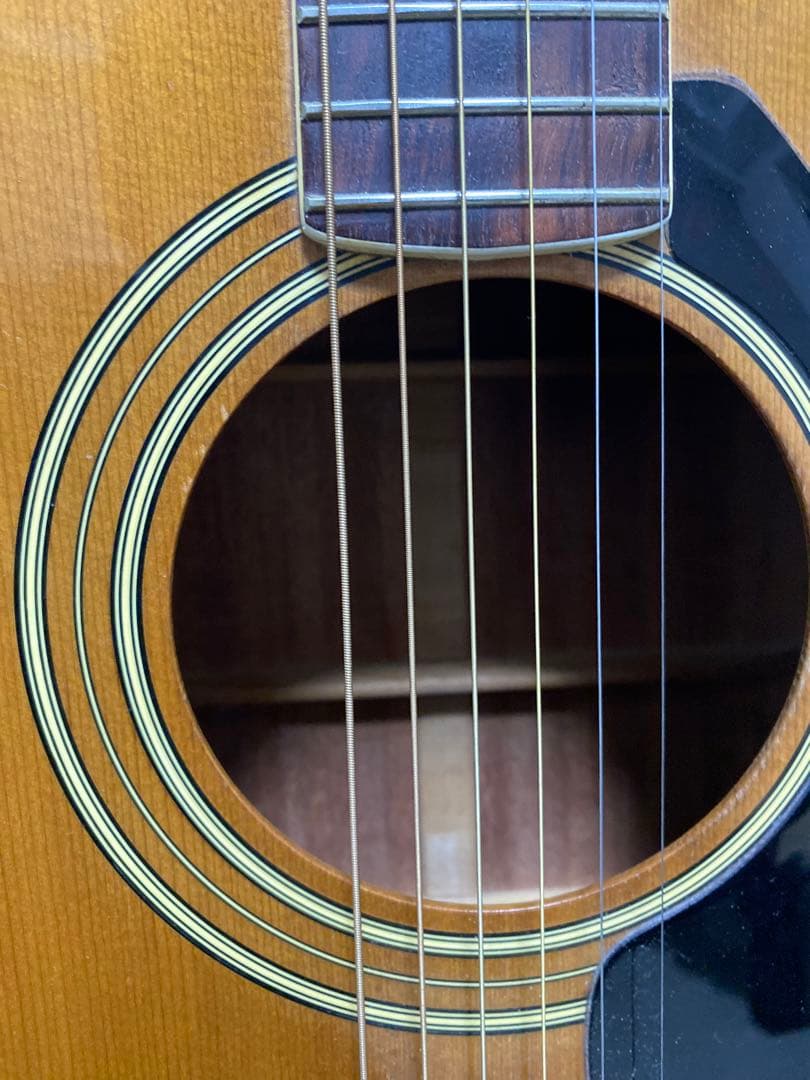 YAMAHA ヤマハ　エレアコギター　アコギ　黒ラベル　ヴィンテージ　ビンテージ