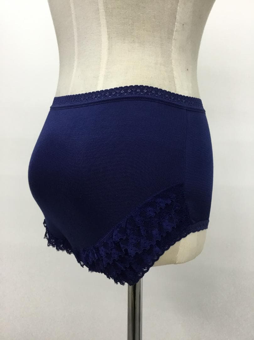 長期保管品 未使用 アンダースコート ヨネックス フリル付 Mサイズ 紺色