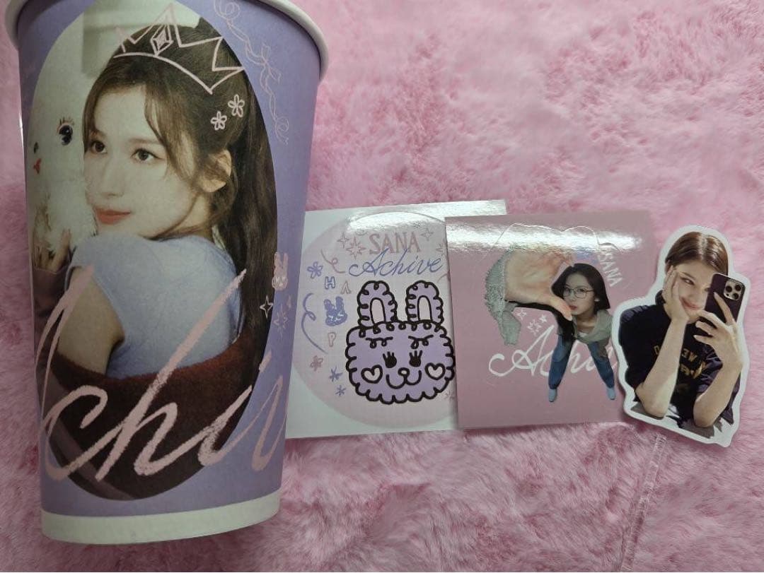 Twice サナ センイル カフェ