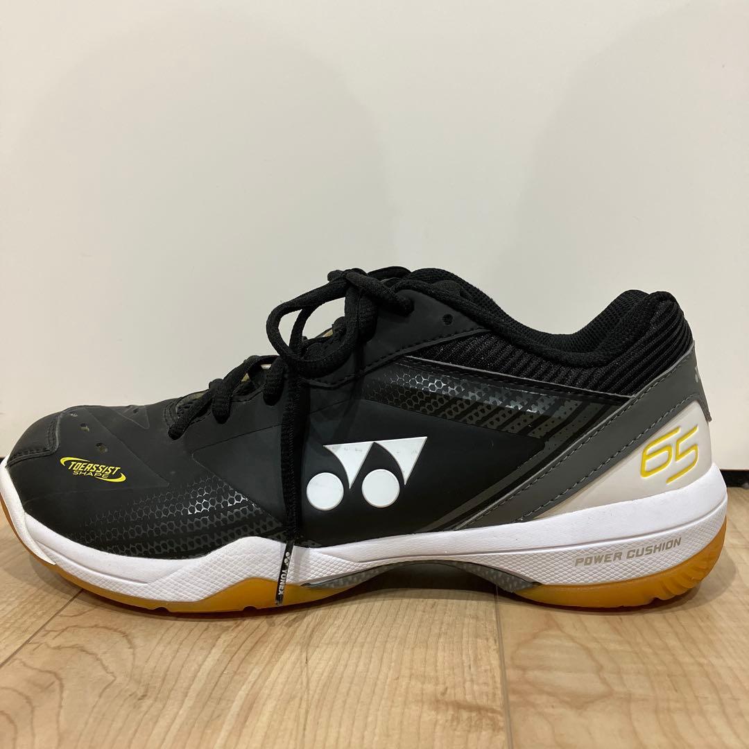 【美品】 YONEX パワークッション65Z バドミントンシューズ ブラック