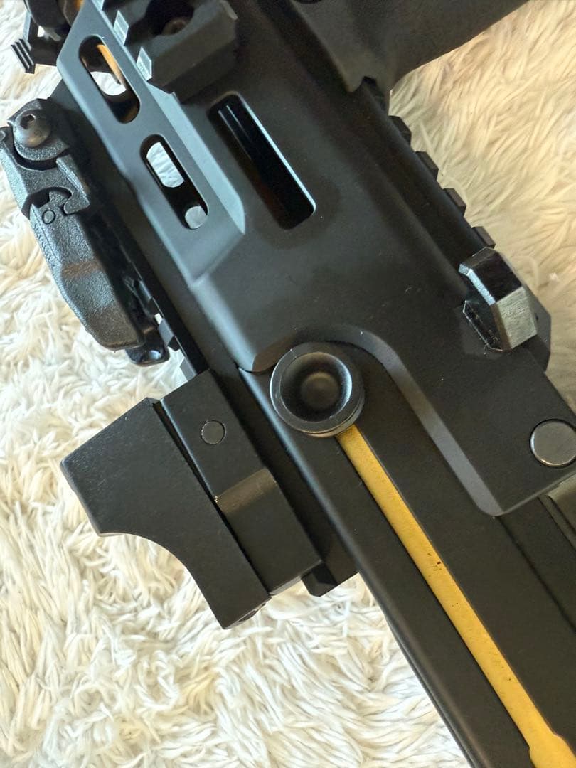 東京マルイスコーピオンMOD.M & M4QD＆MAGPUL