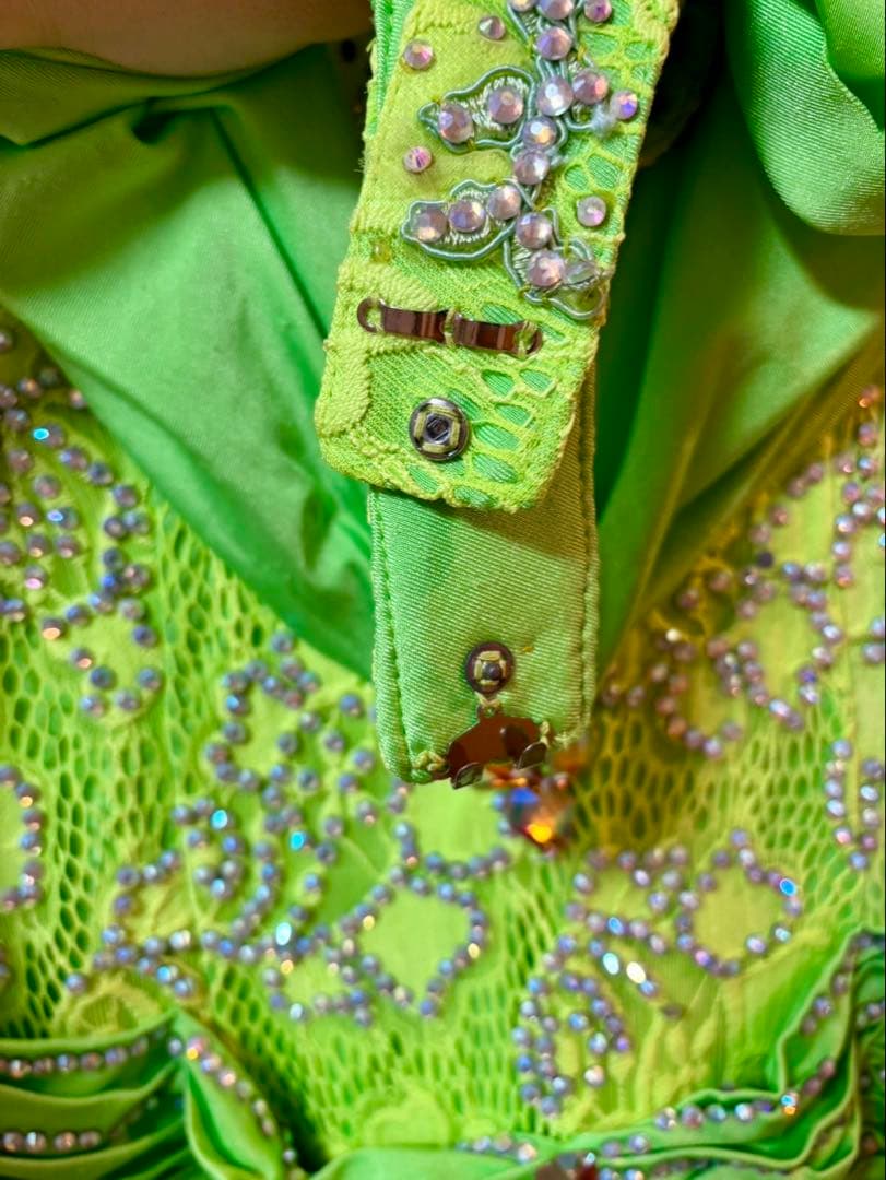 社交ダンス 白樺 ラテンドレス 黄緑 蛍光 M