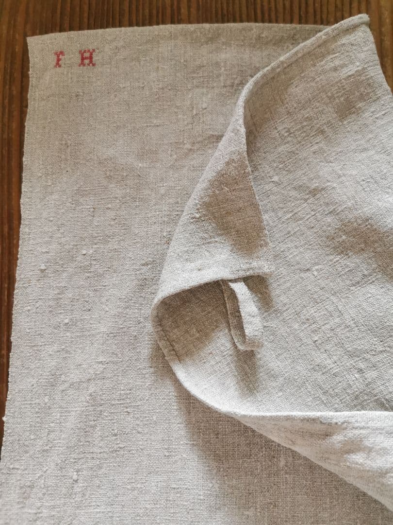 アンティークフランス ラスティック ホームスパンリネン イニシャル赤糸刺繍クロス