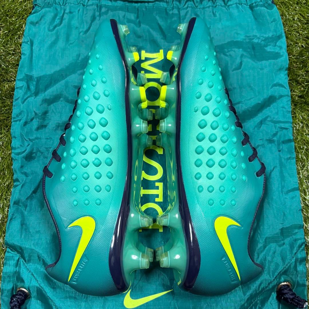 NIKE Magista Opus Ⅱ FG 28cm