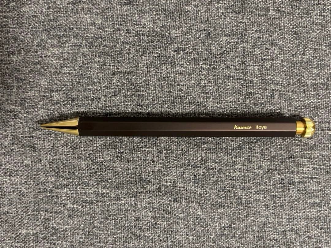伊東限定・カヴェコペンシルスペシャル　オリーブブラウン⭐︎未使用品