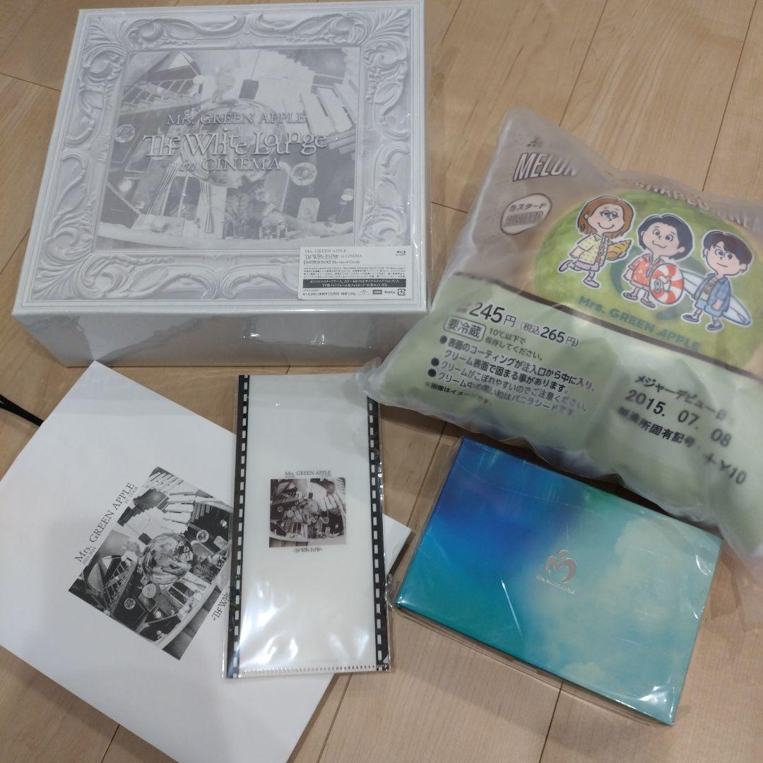 Mrs. GREEN APPLE ホワイトラウンジ クッション アクリルフレーム