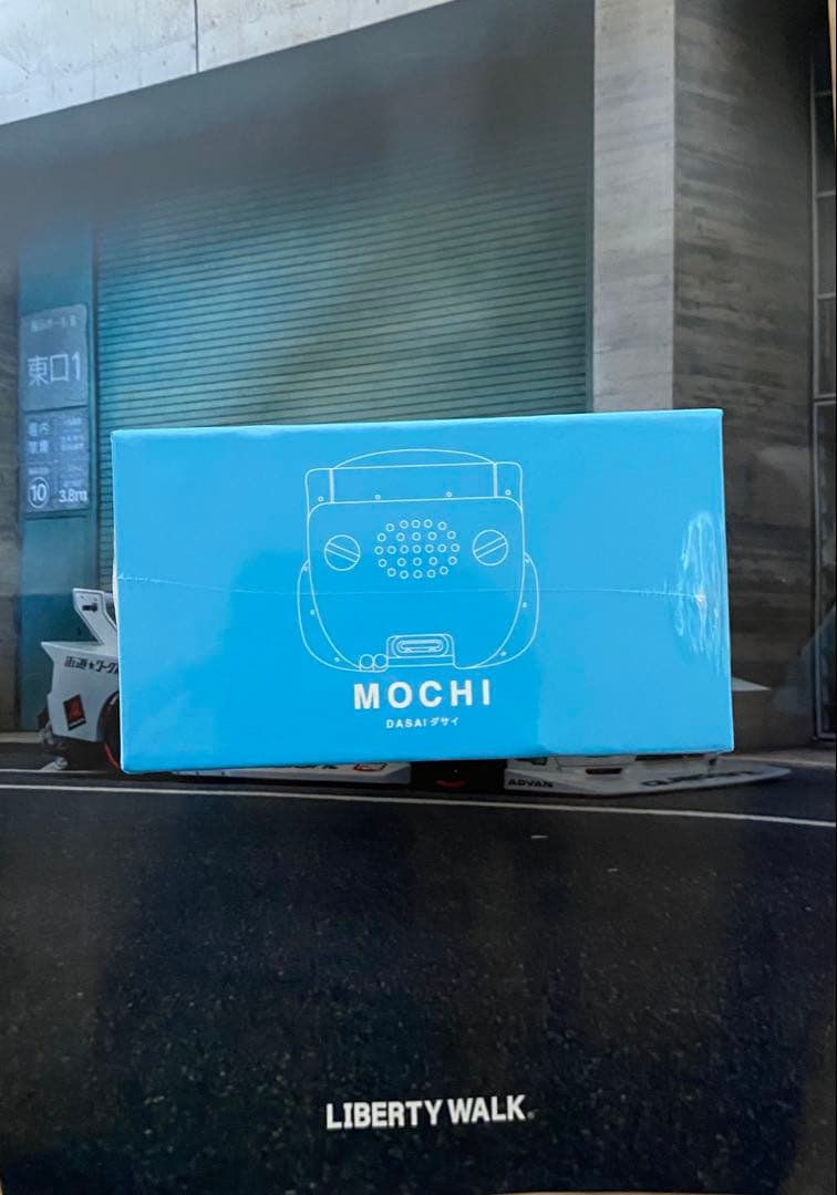 LIBERTY WALKの ダサイもち HELMET KENMERI