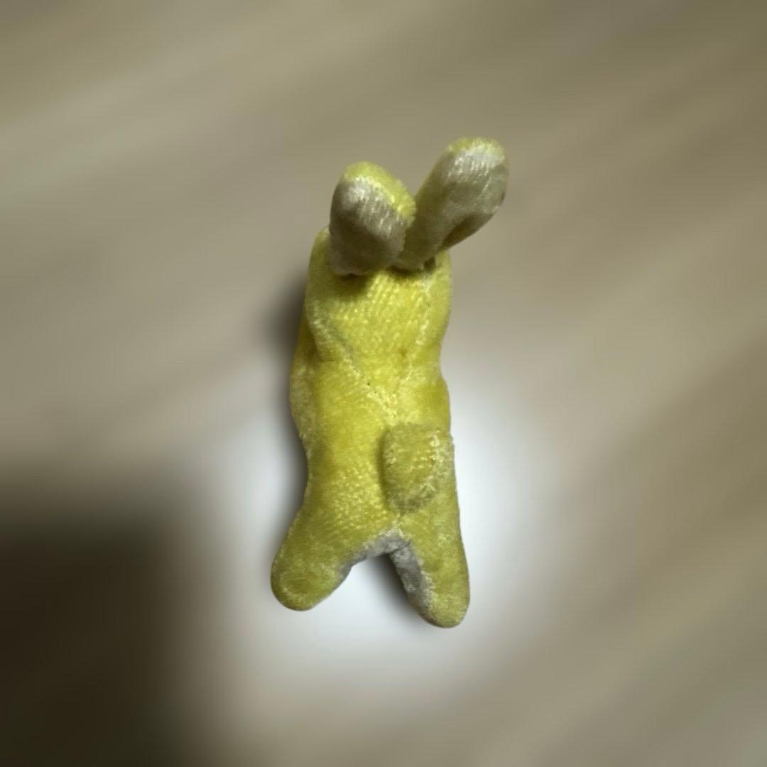 アンティーク　跳ねうさぎ　ぬいぐるみ 黄色