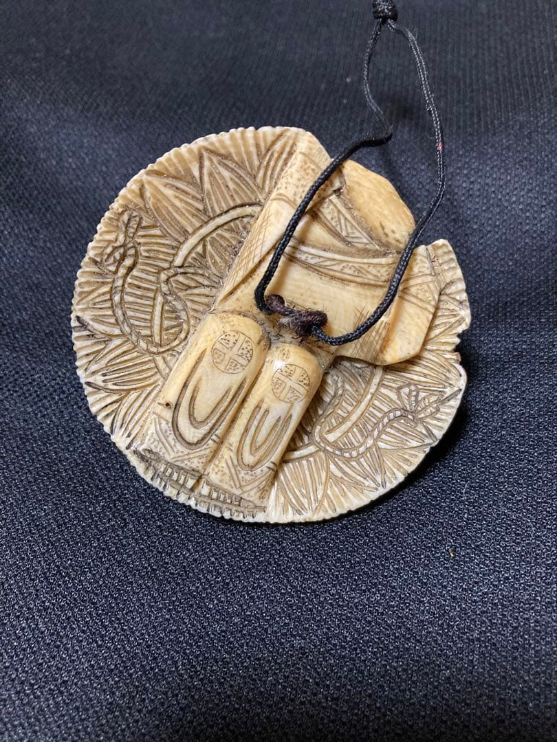 古い根付 天然素材