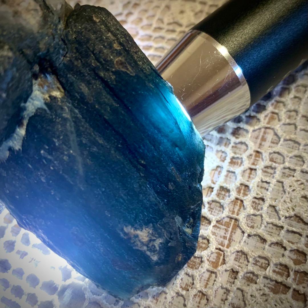 めちゃ審美的なザギマウンテンクォーツK/リーベカイトインクォーツ/超巨大原石