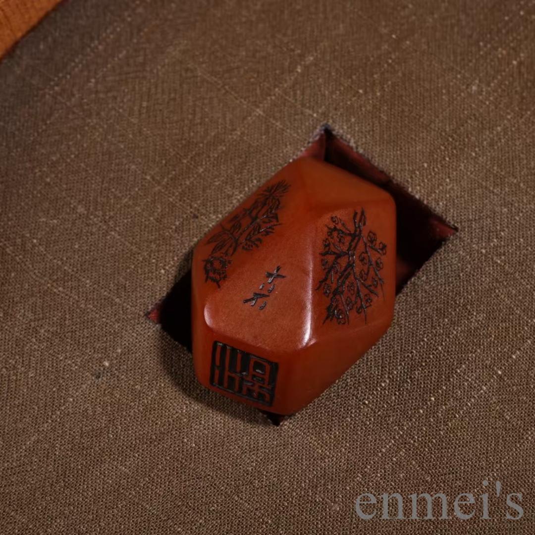 中国古美術『旧蔵 清代宮廷 寿山石印章套装』刺繍盒付 極細工 高浮彫 置物 擺件