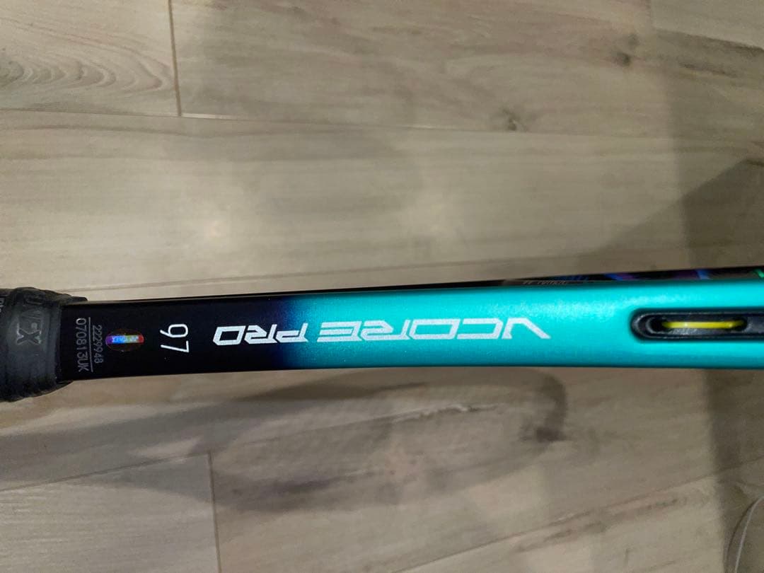 30分試打程度⭐︎G 4 3/8 YONEX VCORE PRO 97
