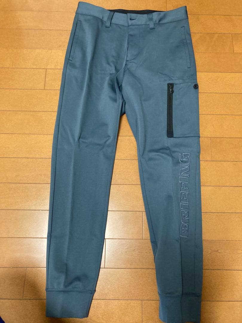 ブリーフィング　セットアップ　ゴルフウェア